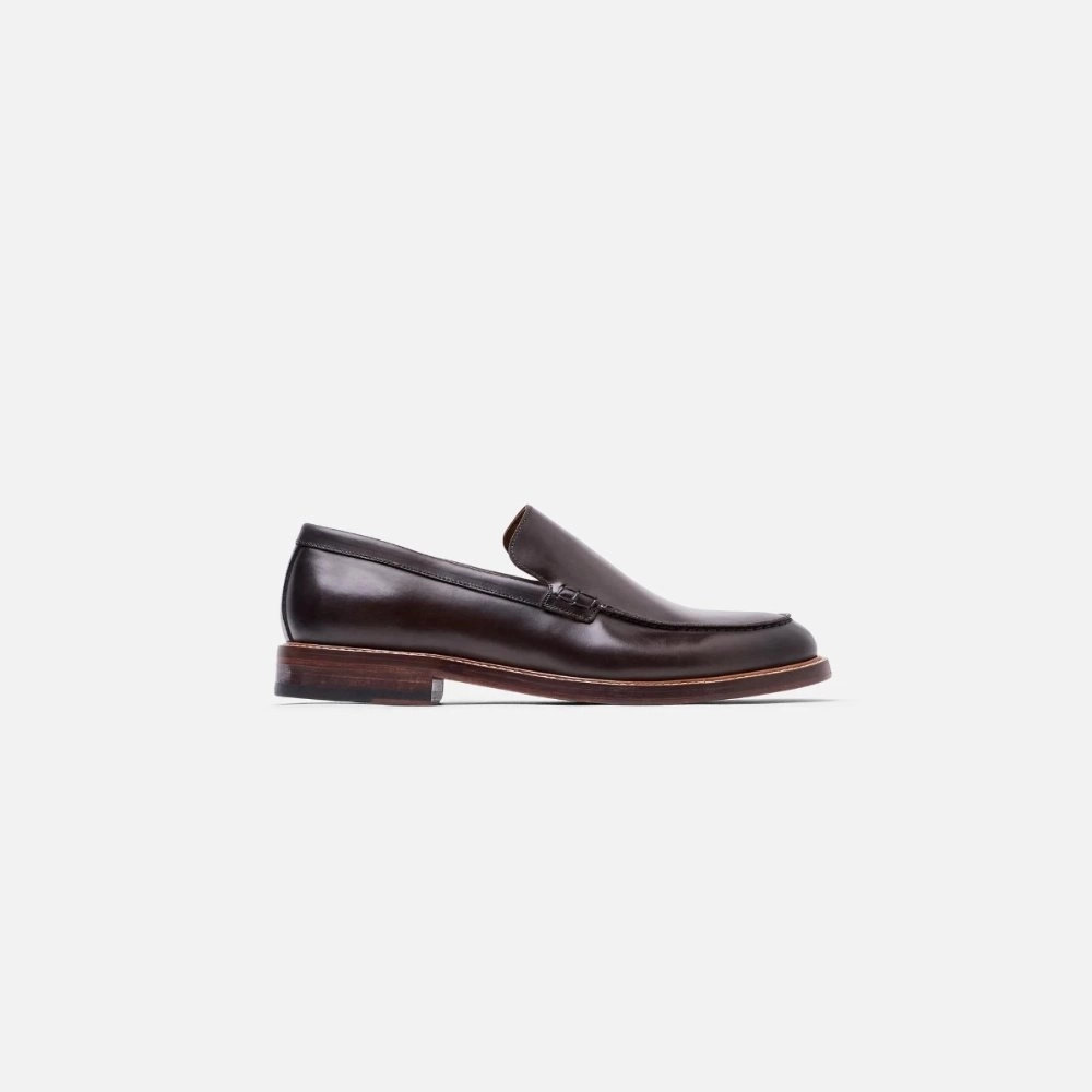 MOCASSIM PIERRE