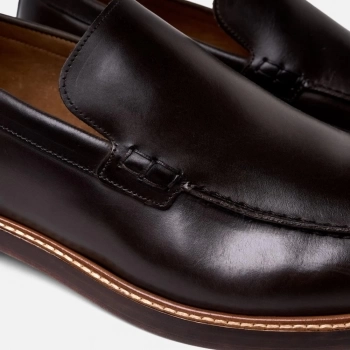 MOCASSIM PIERRE